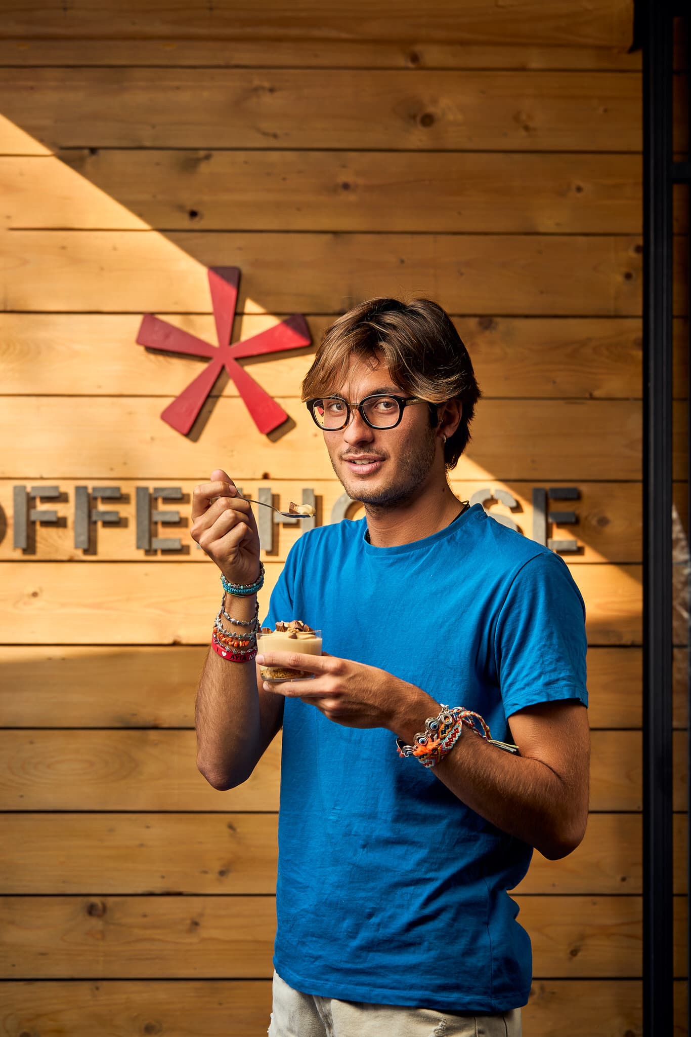 Coffeehouse TasteHabitat – Snacking Campaign