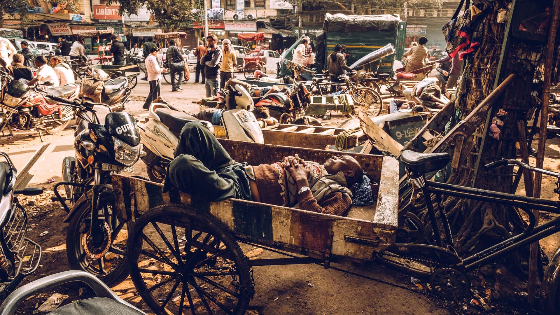 souqs of delhi