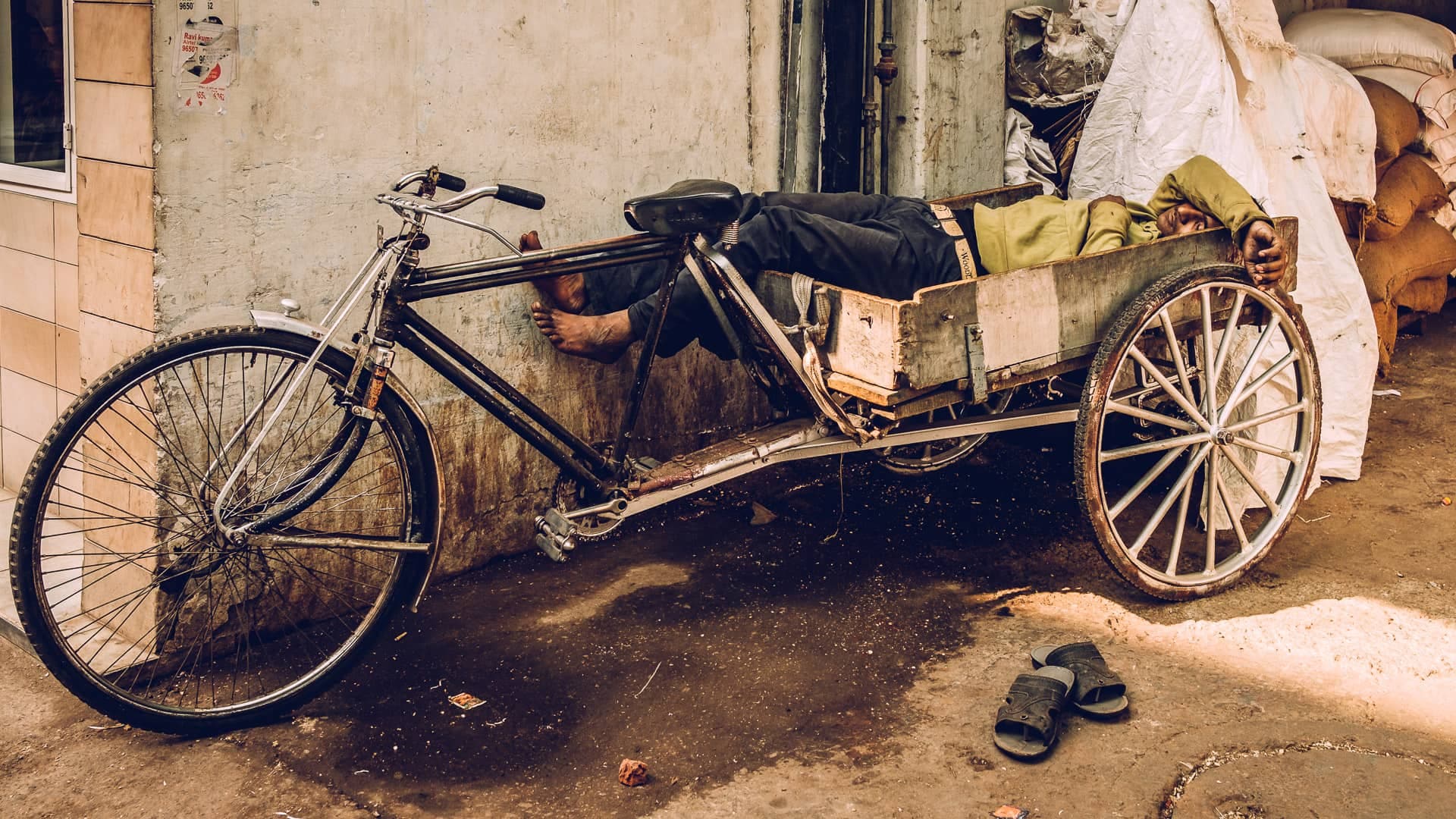 souqs of delhi