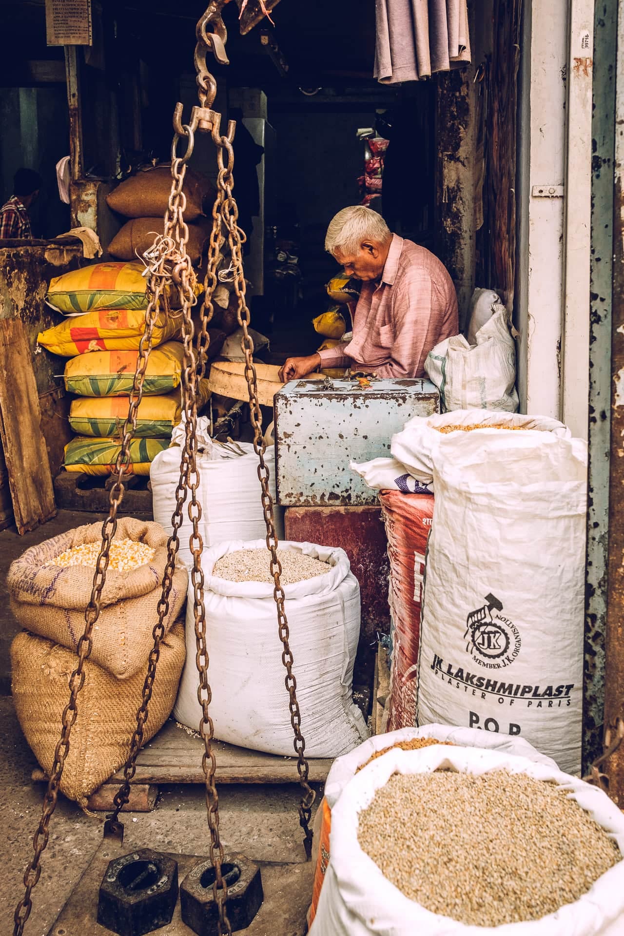 souqs of delhi
